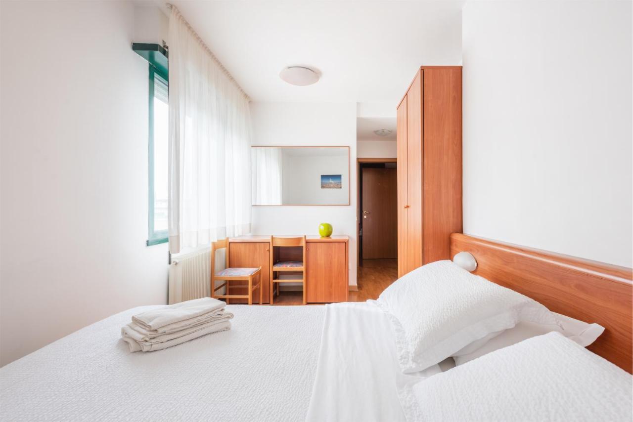 Appartamenti Gabry Riva del Garda Exterior foto