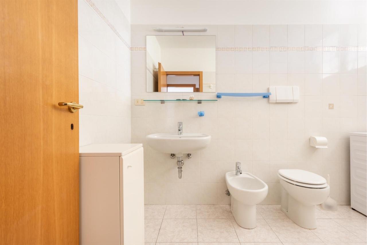 Appartamenti Gabry Riva del Garda Exterior foto