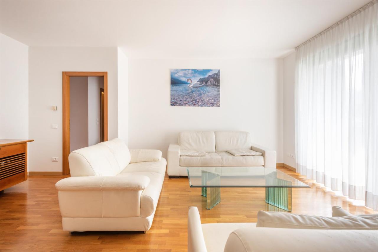 Appartamenti Gabry Riva del Garda Exterior foto